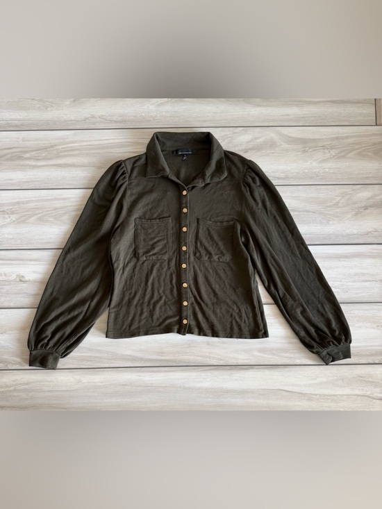 White House Black Market Tops - White House Black Market Button Up with Top Gold Buttons Green Medium EUC